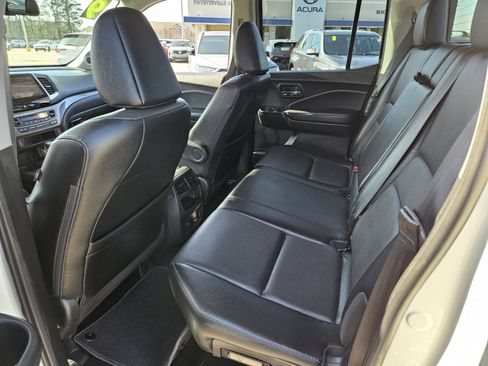 Used 2019 Honda Ridgeline RTL-T image 10