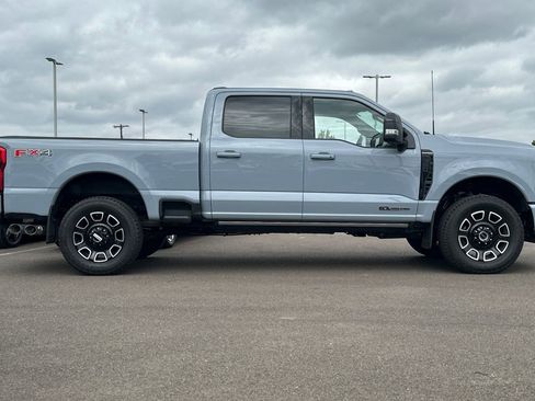 Used 2026 Ford F350 Platinum AWD/4WD image 3