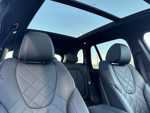 Used 2023 BMW X5 xDrive40i w/ Premium Package image 17