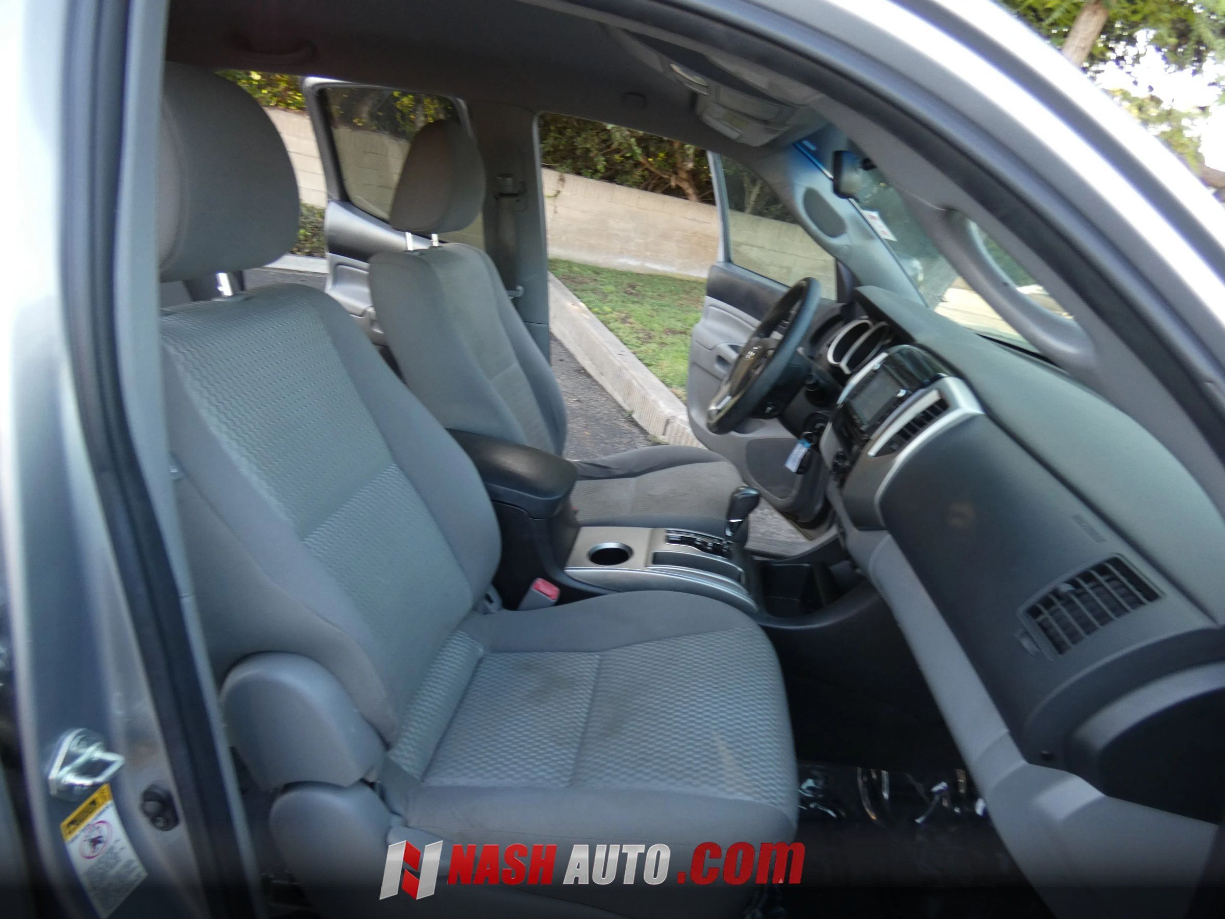 Used 2015 Toyota Tacoma PreRunner w/ SR5 Package RWD image 28
