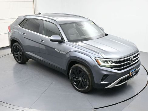 Used 2022 Volkswagen Atlas Cross Sport SE AWD/4WD image 36