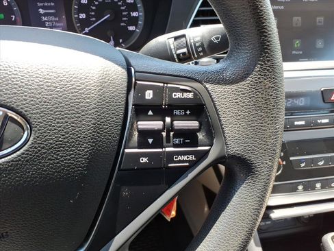 Used 2017 Hyundai Sonata SE FWD image 24