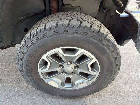 Used 2013 Jeep Wrangler Unlimited Rubicon w/ Connectivity Group image 16