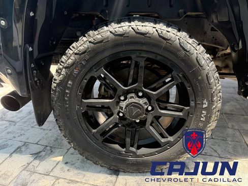 Used 2019 Toyota Tundra SR5 w/ SR5 Upgrade Package RWD image 28