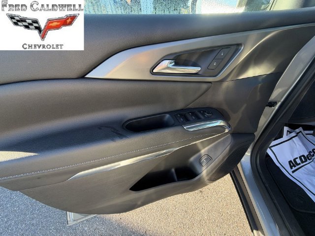 Used 2026 Chevrolet Traverse LT FWD image 27