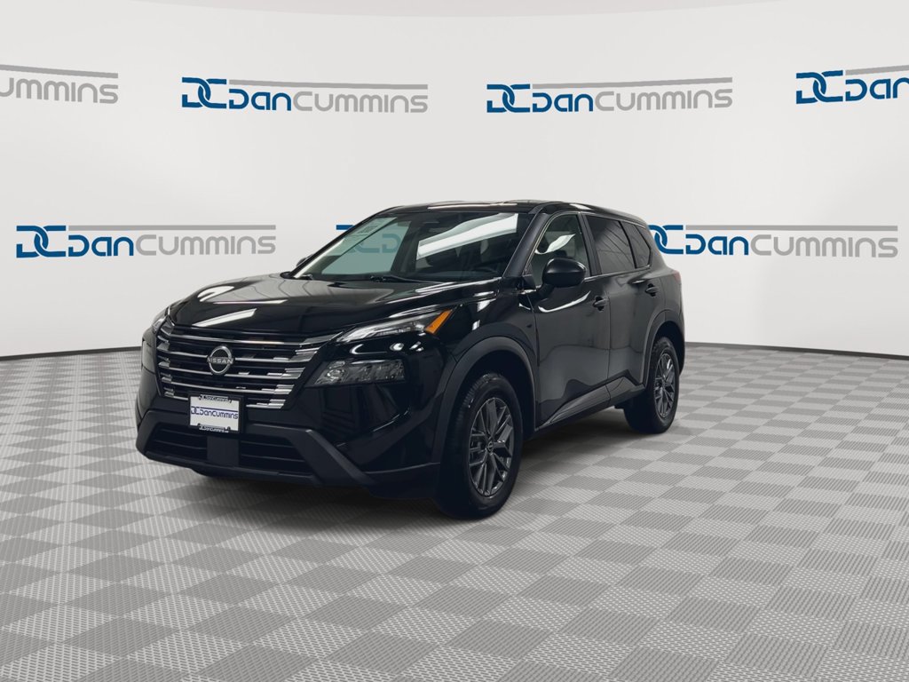 Used 2024 Nissan Rogue S FWD image 4