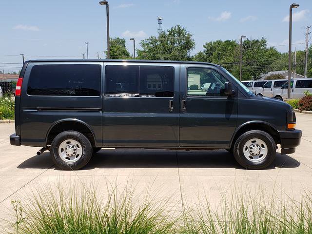 Used 2017 Chevrolet Express 2500 LS RWD image 7