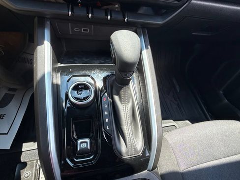 Used 2023 Chevrolet Colorado Trail Boss AWD/4WD image 16