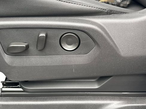 New 2026 GMC Sierra 2500 SLT w/ SLT Premium Package image 19