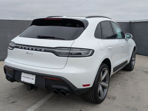 Certified 2025 Porsche Macan AWD/4WD image 9