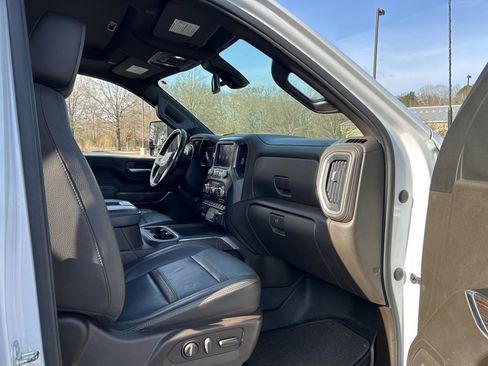 Used 2022 GMC Sierra 3500 Denali image 45