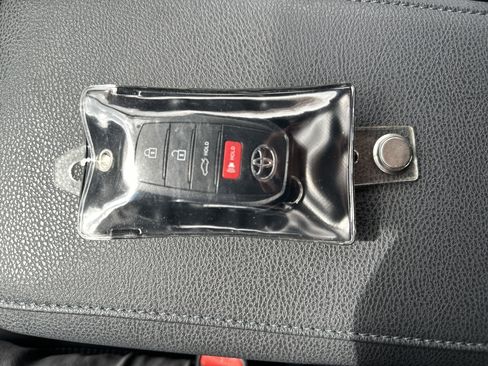 Used 2025 Toyota Camry XSE image 37