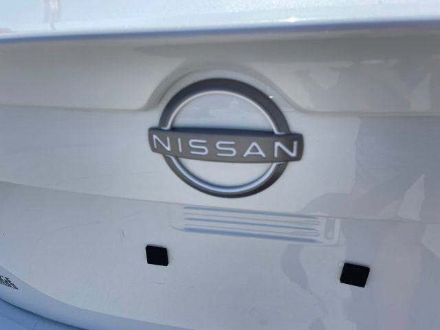 Used 2024 Nissan Sentra SR FWD image 9