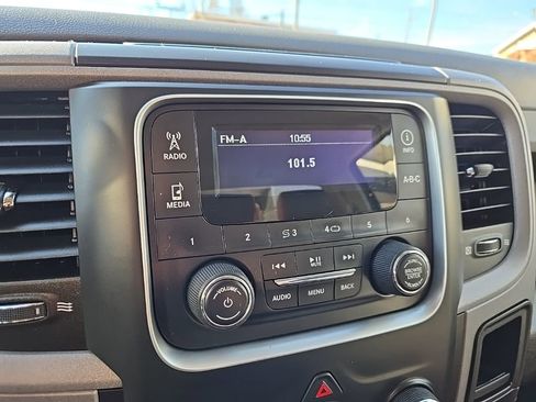 Used 2014 RAM 1500 Express image 28