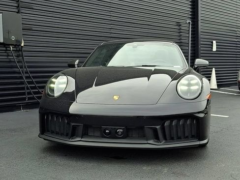 Certified 2026 Porsche 911 Carrera GTS RWD image 10