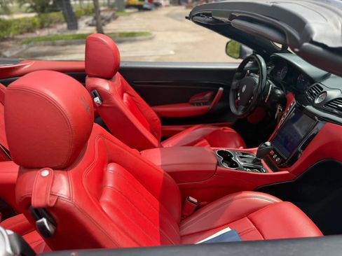 Used 2013 Maserati GranTurismo Convertible RWD image 21