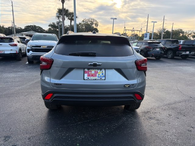 New 2026 Chevrolet Trax LT w/ Driver Confidence Package FWD image 9