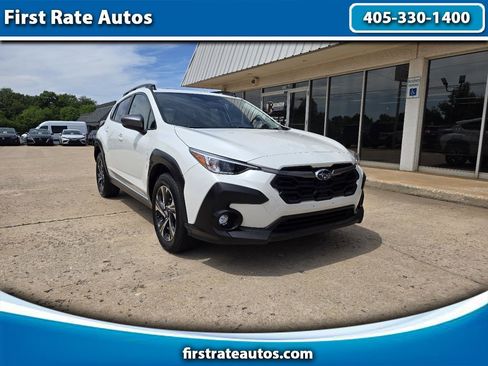 Used 2025 Subaru Crosstrek 2.0i Premium image 1