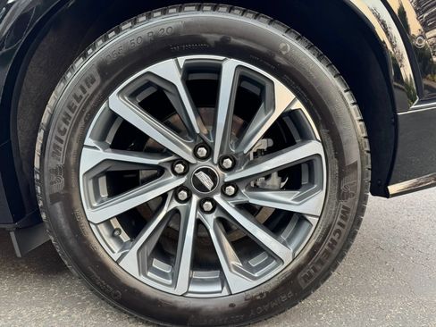 Used 2024 Cadillac Lyriq Sport AWD/4WD image 19