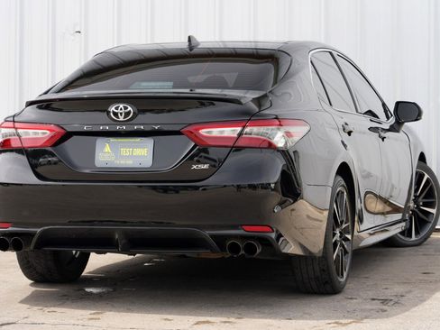 Used 2019 Toyota Camry XSE w/ Navigation Package image 4
