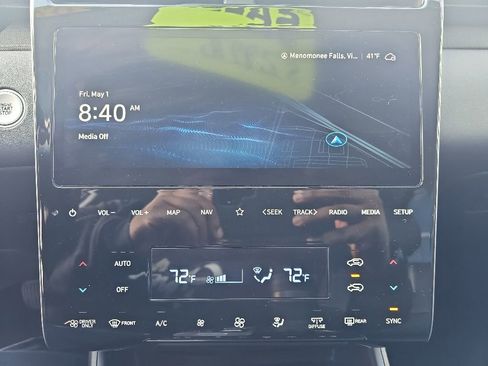 Certified 2024 Hyundai Tucson Limited AWD/4WD image 19