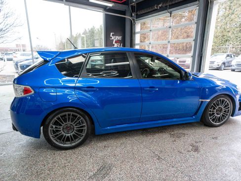 Used 2013 Subaru Impreza WRX STI image 4
