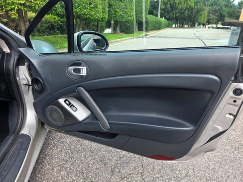 Used 2012 Mitsubishi Eclipse image 21