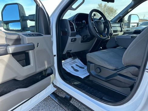 Used 2017 Ford F250 XLT image 34