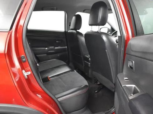 Used 2024 Mitsubishi Outlander Sport SE AWD/4WD image 18
