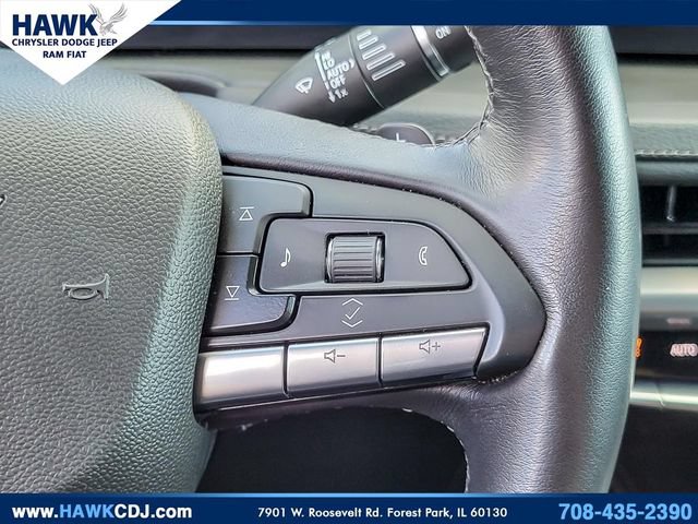 Used 2025 Cadillac XT4 Premium Luxury AWD/4WD image 15