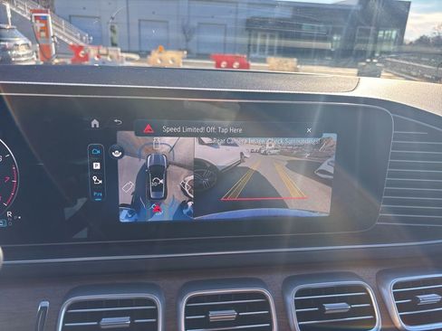 Used 2025 Mercedes-Benz GLE 350 4MATIC image 21