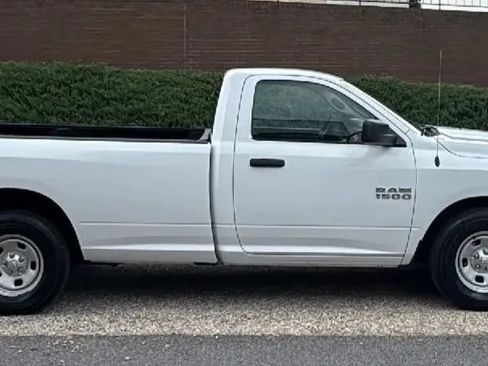 Used 2017 RAM 1500 Tradesman w/ Power & Remote Entry Group RWD image 5