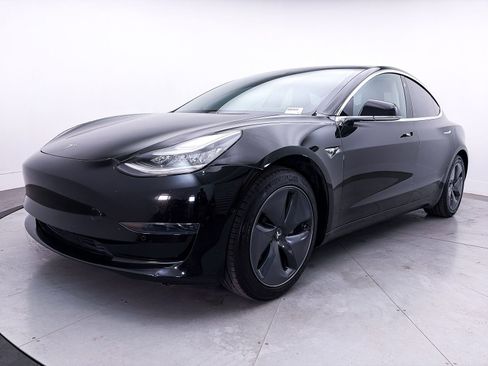 Used 2020 Tesla Model 3 Standard Range Plus RWD image 11