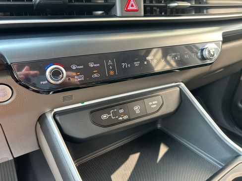 New 2027 Kia Carnival LXS FWD image 25