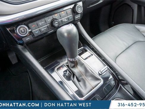 Used 2022 Jeep Compass Limited image 13