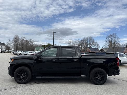 Used 2023 Chevrolet Silverado 1500 RST image 3