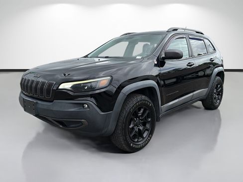 Used 2019 Jeep Cherokee Trailhawk w/ Cold Weather Group AWD/4WD image 7