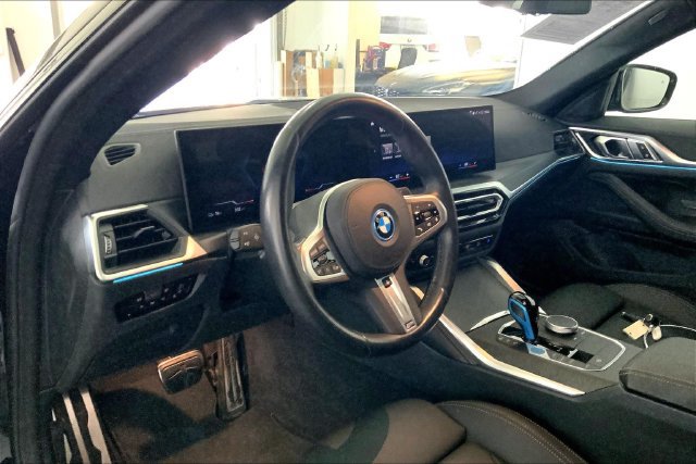 Used 2022 BMW i4 eDrive40 w/ M Sport Package RWD image 7