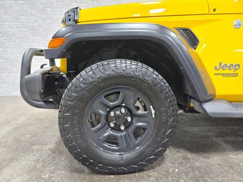 Used 2019 Jeep Wrangler Sport AWD/4WD image 50