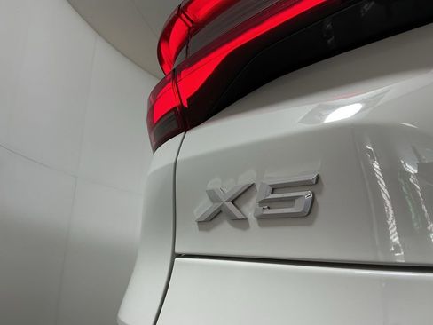 Certified 2023 BMW X5 sDrive40i w/ Executive Package image 31