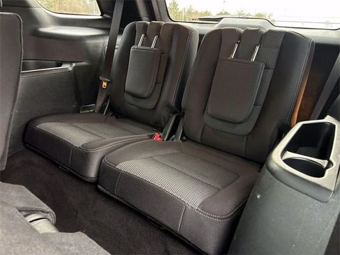 Used 2019 Ford Explorer XLT image 13