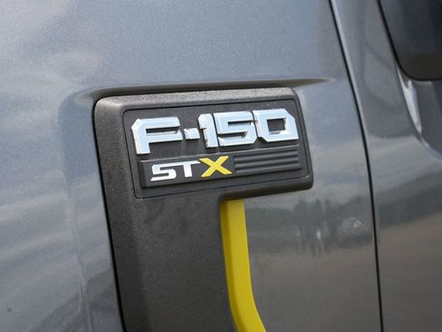 Used 2025 Ford F150 STX w/ Equipment Group 200A AWD/4WD image 17