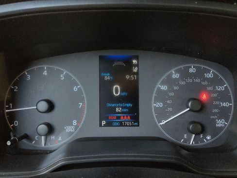 Used 2025 Toyota Corolla LE FWD image 23