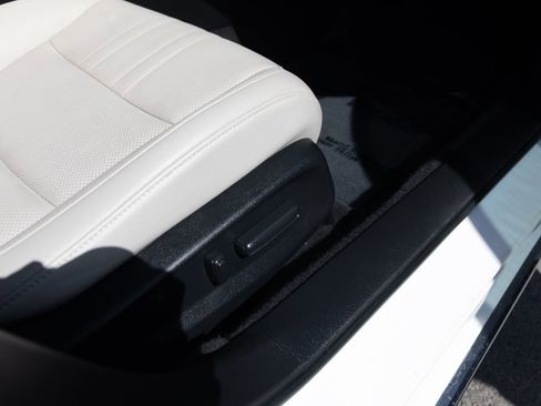 Used 2022 Honda Accord Touring image 24