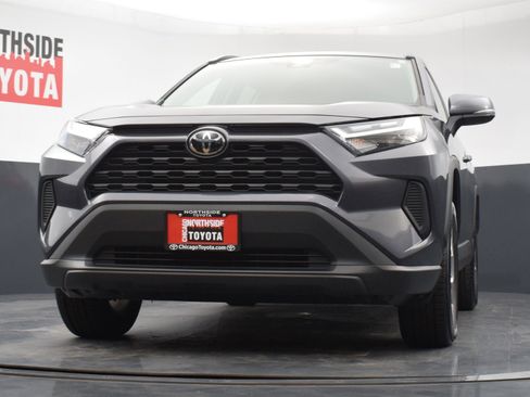 Used 2025 Toyota RAV4 XLE FWD image 29