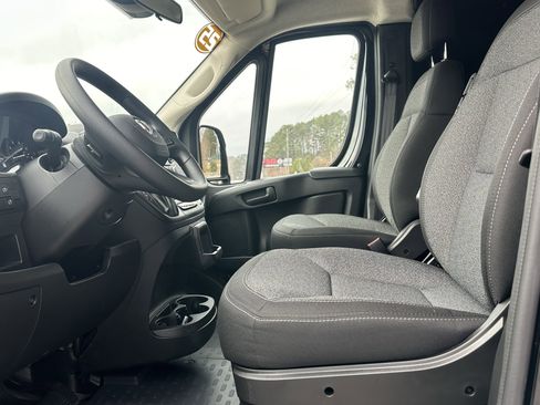 Used 2025 RAM ProMaster 2500 image 12