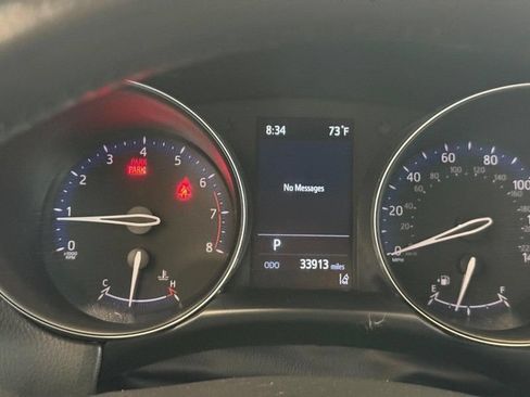Used 2022 Toyota C-HR XLE FWD image 21