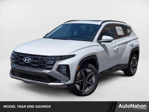 New 2025 Hyundai Tucson SEL image 1