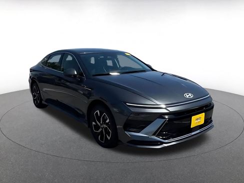 Used 2025 Hyundai Sonata SEL image 3