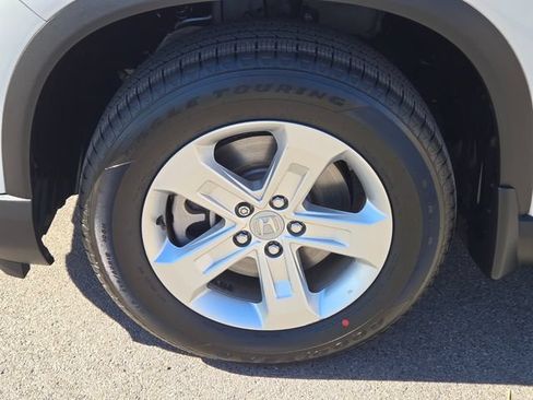 Certified 2023 Honda Pilot LX image 10